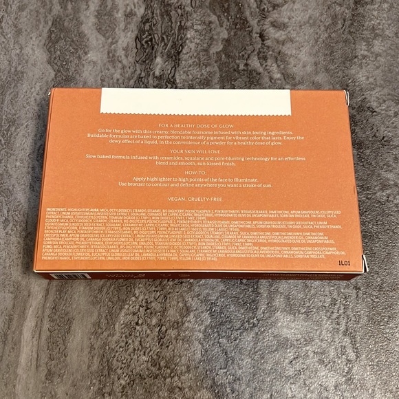 Complex Culture Beauty Baked Highlighter & Bronzer Quad - Picture 3 of 7